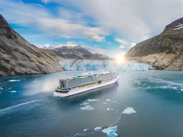 Best Endicott Arm & Dawes Glacier Cruises