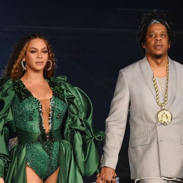 Beyonce and Jay-Z Bring Toddler to VMAs