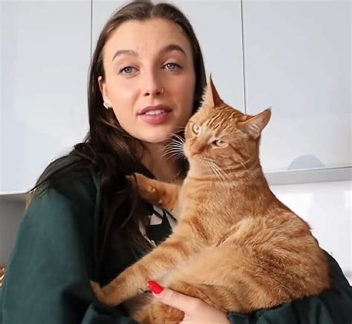Emma Chamberlain Pets - Celebrity Pets