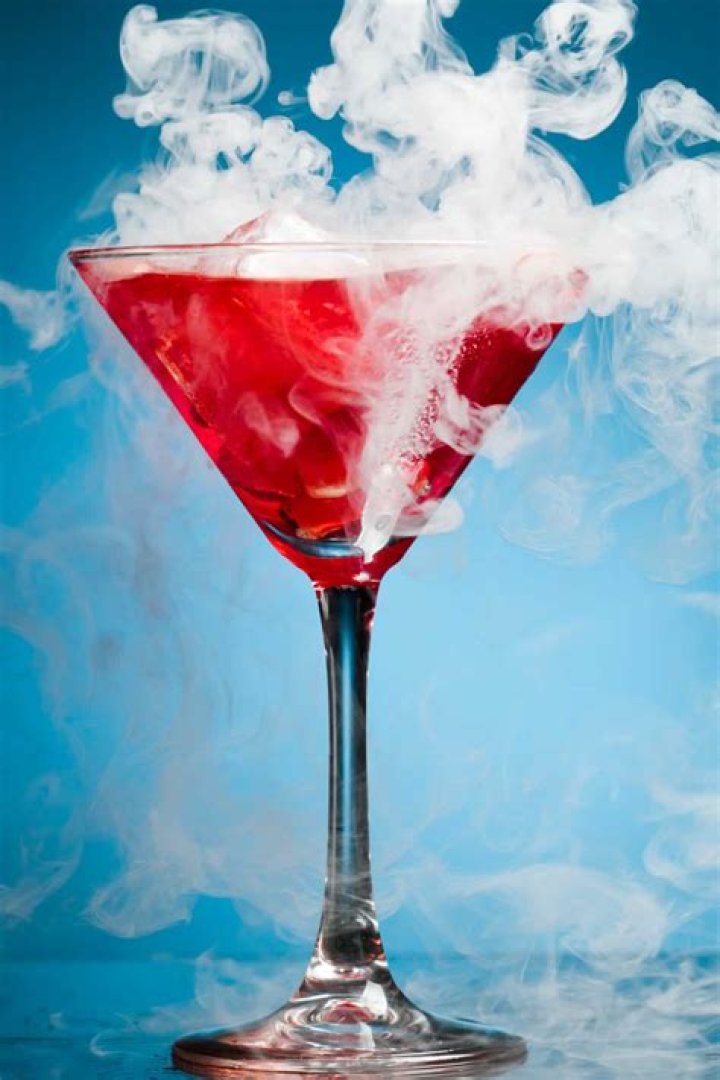 Is it safe to put dry ice in a cocktail?