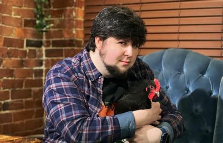 JonTron (Jon Jafari) Pets - Celebrity Pets