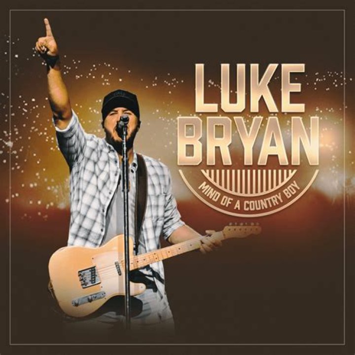 New Record at Heinz Field Set by Country Music Singer Luke Bryan