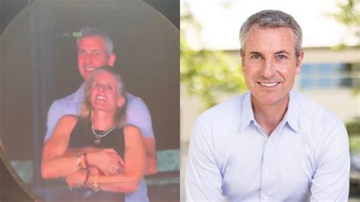 Robert Flores Wiki, Married, Wife, Girlfriend, Fired, Salary and Net Worth